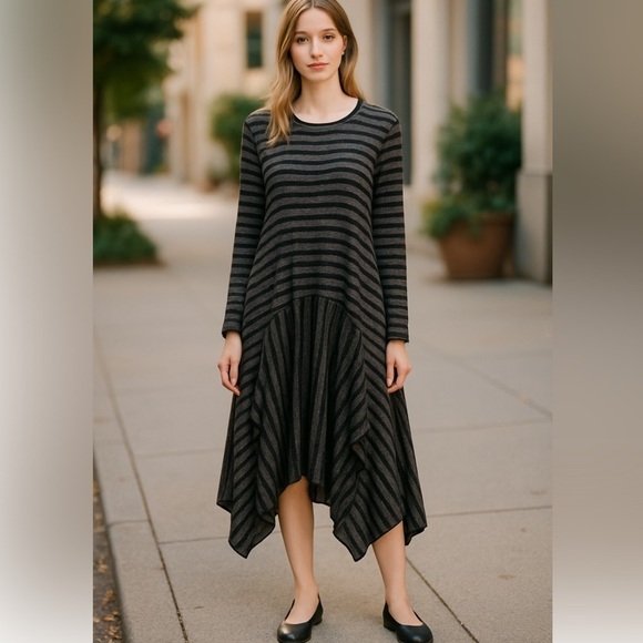 Alembika Silver Striped Boho Dress Grey Black Medium Lagenlook Artsy Avant Garde - Picture 2 of 10